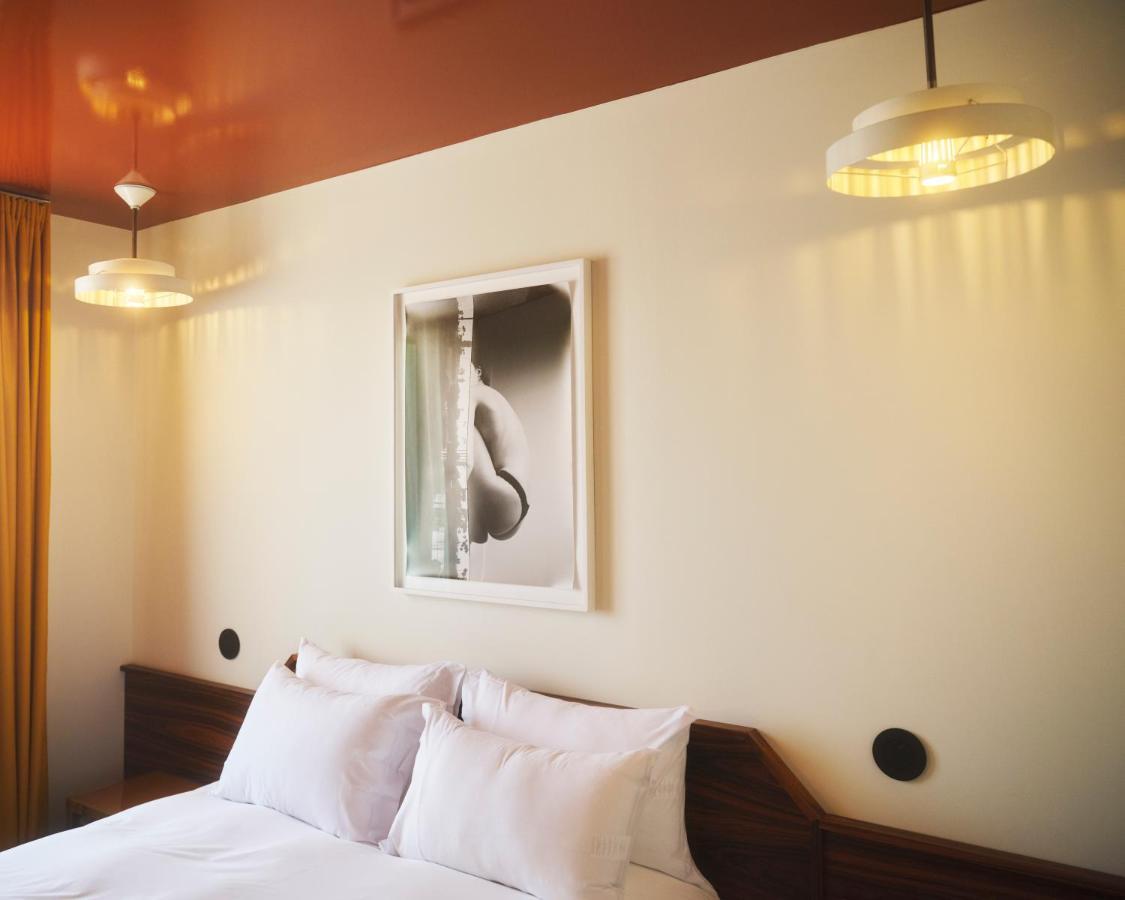 Hotel Present - Entree Autonome, Reception En Ligne - Encore Mieux Arles Bagian luar foto